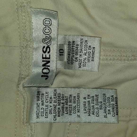 vintage women's cargo shorts - Picture 2 of 4